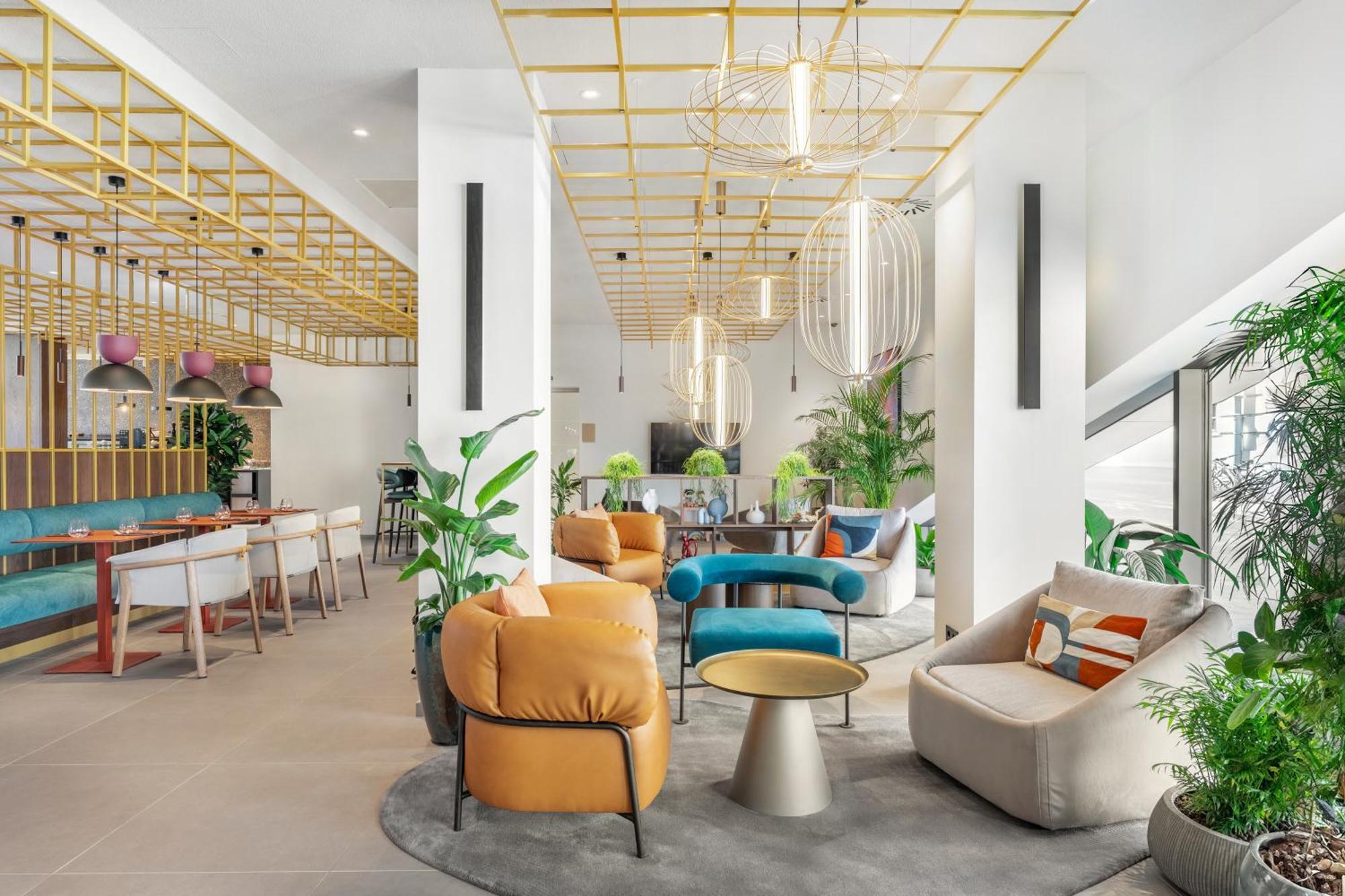 Hilton Garden Inn Debrecen City Center Buitenkant foto