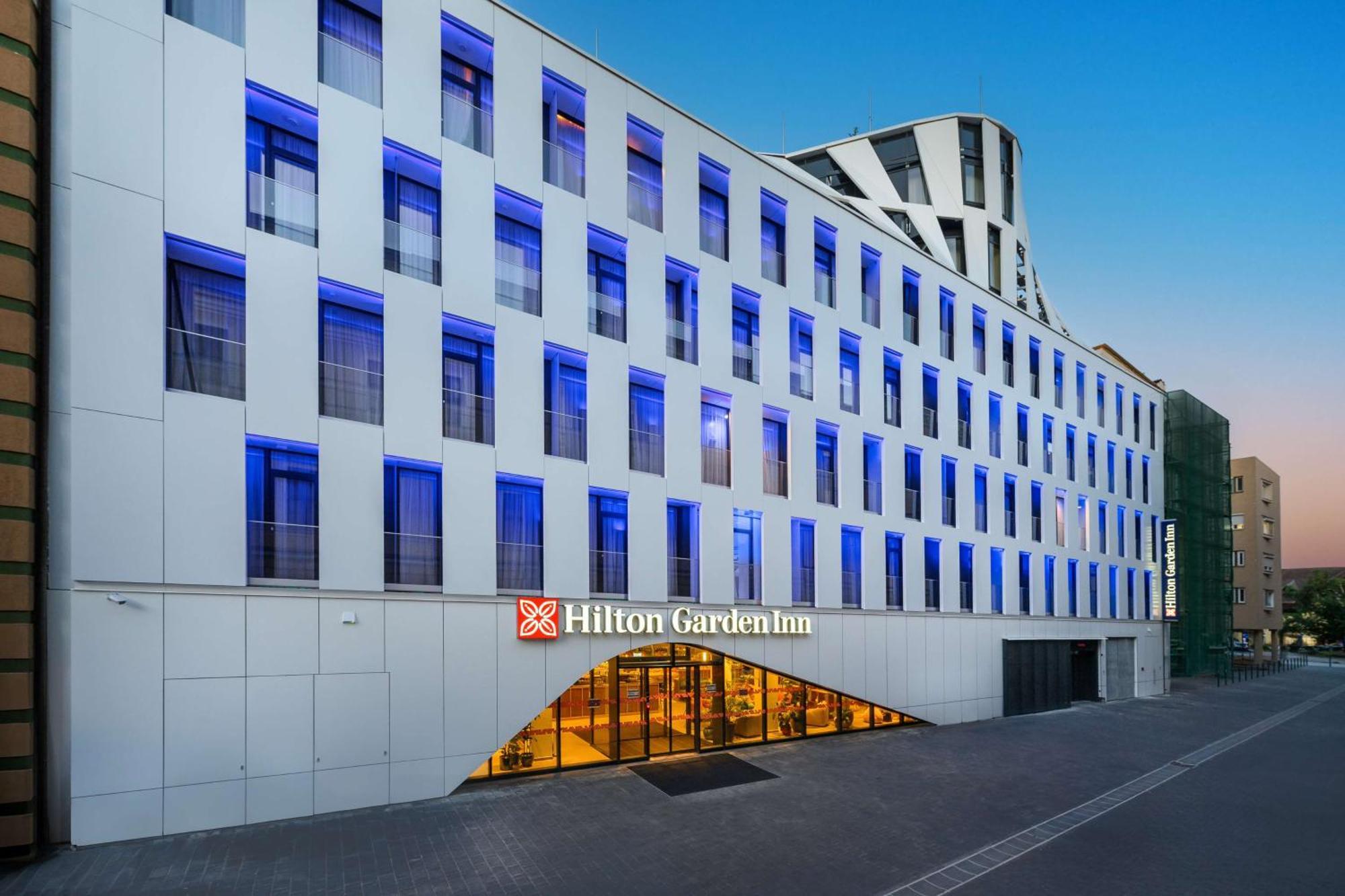 Hilton Garden Inn Debrecen City Center Buitenkant foto